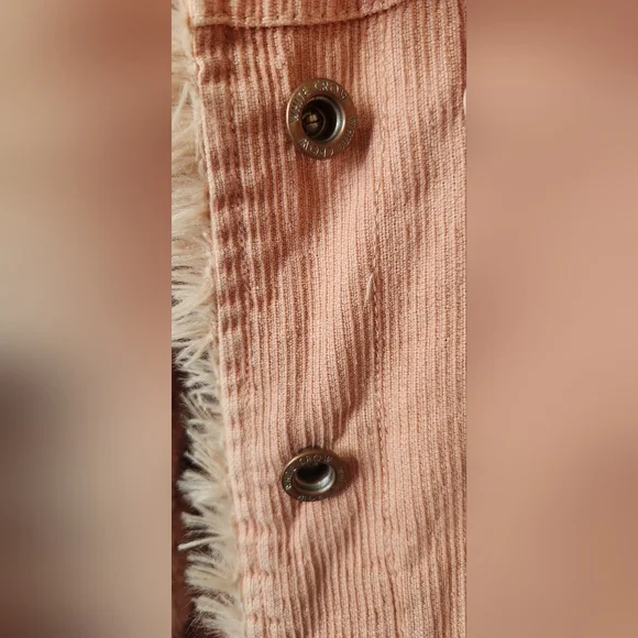 White Crow size small pink corduroy faux fur lined trucker jacket warm soft - Picture 5 of 11